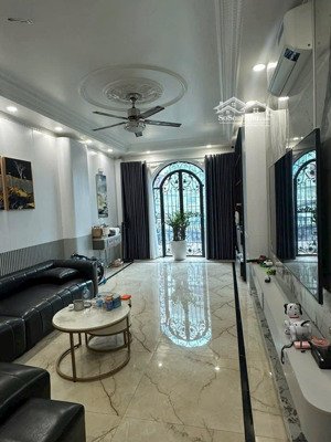 mặt đường phố miếu hai xã - 6 tầng độc lập thang máy, điểm đẹp vừa ở vừa kinh doanh