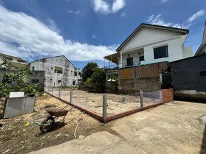 trung tâm phố cổ hội an , gần biển gần phố
