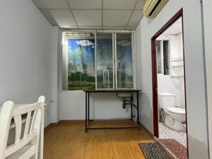 chính chủ cho thuê phòng khép kín đủ tiện nghi, chỉ cần sách vali vô là ở