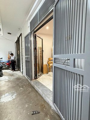 cần bán nhà 5,48 tỷ tại văn chương - diện tích 20m2 x 4t trung tâm quận đống đa nhà mới đẹp