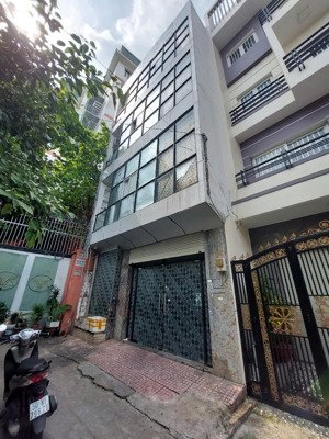 bán nhà hẻm 7m đường lạc long quân q11. dt: 7x12m. 4 tầng, hđt: 35tr/th - tây nam - giá: 12.5 tỷ tl