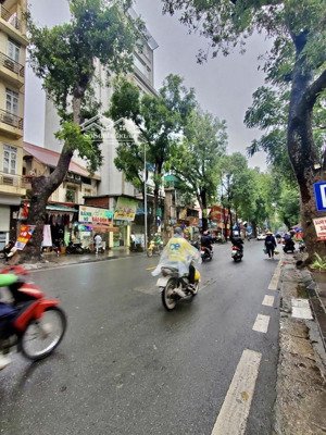 bán nhà lò đúc-siêu phẩm mặt phố-đỉnh cao trong phân khúc-mặt tiền khủng.7t thang máy.65ty