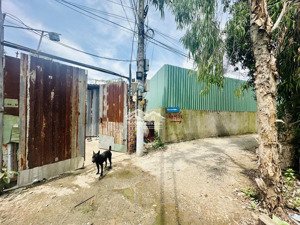 chỉ 7 triệu/m2 diện tích 1957 m2, phù hợp xây chdv, phân lô huỳnh tấn phát quận 7.