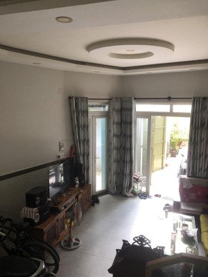 siêu phẩm góc 2 mặt tiền đỗ nhuận tân phú 90m2- 5 pn giá chỉ 6.9 tỷ