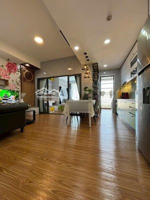 giá thật! chỉ 13.5tr căn hộ full nội thất 2pn 1wc có thể ở đầu tháng 7 the botanica 55m2