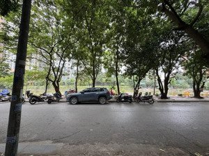 bán nhà kđt mới nguyễn văn lộc hà đông dt 76m x 5t x mt 4,5m giá 31,69 tỷ có thương lượng