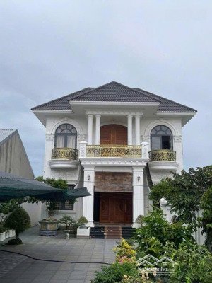 biệt thự định hoà 12x55m. nở hậu , gần tp mới 7pm full nội thất cao cấp lh việt