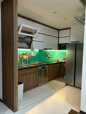 chính chủ bán gấp căn hộ 103m2 - 3 phòng ngủ the pride hạ giá 100 triệu