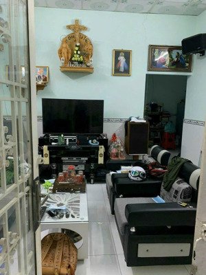 nhà ở thủ đức dt 60m2 chưa tới 3 tỷ, giá rẻ, giá tốt, giá mềm