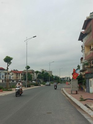bán nhà ngô quyền, hà đông, ô tô đỗ cửa, ngõ thông, tiện ích không thiếu gì