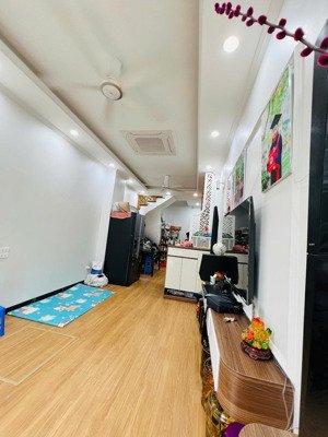 nhà 5 tầng mới đẹp thoáng trước sau khu dân trí cao đại mỗ, nam từ liêm