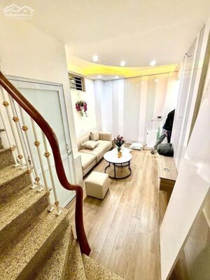 Chỉ 4.5 tỷ nhà Nhân Hòa – Hoàng Đạo Thúy 15m ra phố mới đẹp đủ nội thất 5T 25m2 3 phòng ngủ ở luôn