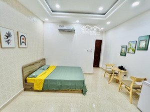 trống ccmn ngay đại học luật cơ sở 2