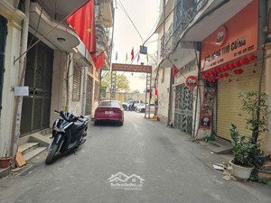 phân lô nguyễn trãi - ô tô vào nhà - ngõ thông - gần chợ hà đông 45m - mt 4m - 11,4tỷ
