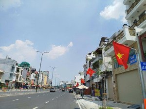 mt đường 10m thông dương quảng hàm ,p5, gò vấp. 5x27m. nhà c4. chỉ 15tỷ5 tl. vị trí đắc địa.