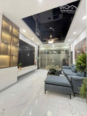 nhà đẹp lương sử c, văn chương ở ngay - diện tích rộng - mặt ngõ thoáng - gần ôtô tránh - ngõ thông