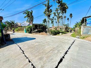 bán 2 lô liền kề diện tích biệt thự nhà vườn gần 400m2 thổ cư hoàn toàn, giá chỉ 6xx triệu (có tl)