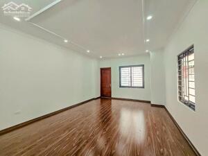 Bán nhà phố Lê Thanh Nghị, Hai Bà Trưng, lô góc, 5 tầng thang máy mới, ngõ thông