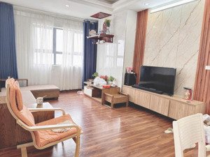 tứ hiệp cần bán căn chung cư 84m2, 3 phòng ngủ 2wc. sổ đỏ, chỉ 3.9x tỷ