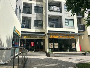 shop mặt sảnh 51m2 - 20 triệu/tháng tại vinhomes grand park