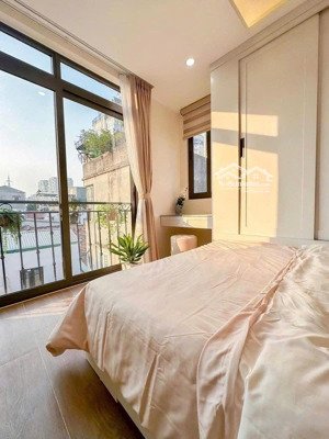 bán ccmn, lô góc, 21pkk, full đồ, thang máy, gần ngay phố, ngõ 3m, dt 90tr/1th, đầy đủ pccc 80m2,