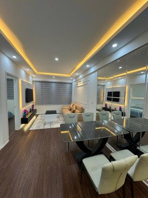 e cần cho thuê căn 02 pn full đồ greenstar 234 phạm văn đồng
