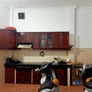 cho thuê nhà nguyên căn bắc từ liêm. 40m2 x 4 tầng. 8.5 tr/th.