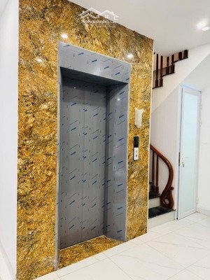 bán nhà cầu diễn - ngõ ô tô tránh - thang máy - 6 tầng hiện đại