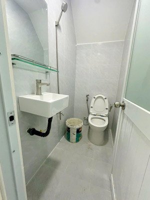 cho thuê phòng dạy thêm, hoặc ở hoặc làm văn phòng