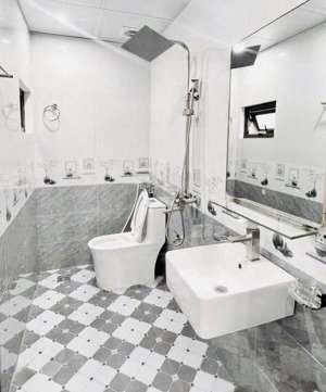 chính chủ bán nhà dương nội hà đông hà nội . 33m. 5 tầng . giá 5,45 tỷ 