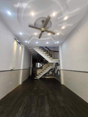 chính chủ - nhà khu vip tây thạnh - 4x15m - 3 lầu - 4pn - 3wc - giá tốt