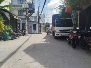 bán nhà gần 300m2 bình hưng hoà, chỉ nhỉnh 30 triệu/m2