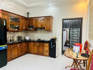 Bán nhà 2 tầng trung tâm tâm thị trấn An Dương 50m ngõ oto giá chỉ 1,6x tỷ LH 0979087664