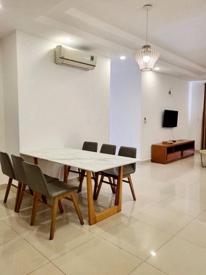 bán căn góc melody 108m2, 3pn, 2wc giá 3,9tỷ. call mr hà