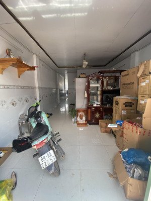 5 triệu/tháng - nhà nguyên căn đường xe hơi tam đa, q.9