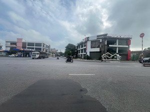 bán nhà mặt đường khu quán toan, hồng bàng, hải phòng (diện tích: 2.162m2. mặt tiền: 25m)