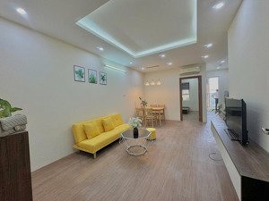 chung cư phenikaa 1 ngủ 1 khách cho thuê luôn 4tr/ tháng