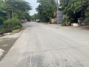 bán 244m2 trục kinh doanh đường bờ kênh, mặt tiền 8m gần khu công nghiệp
