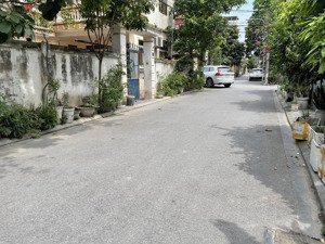 đất sát bệnh viện bắc thăng long, ô tô tránh, ngay trục chính kinh doanh, đường thông bàn cờ, 6tỷ3