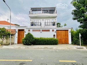 biệt thự 10x20 góc 2mt đường nguyễn hoàng - p.an phú - giá 46.5 tỷ tl