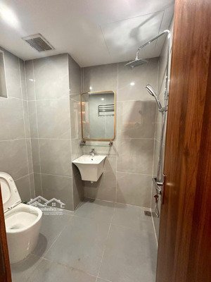 cần bán căn hộ chung cư 2 ngủ 2wc, 65m2 tòa n5 trung hòa nhân chính
