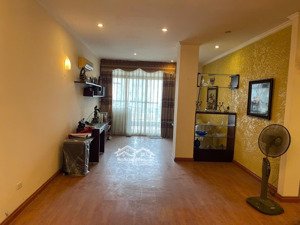 căn 2pn vườn xuân, 71 nguyễn chí thanh sửa được 3pn. giá 7,5 tỷ dt 95m2 view hồ tây: lh 