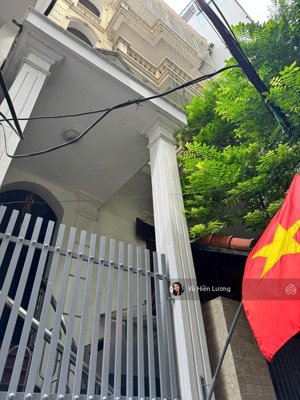 bán nhà đẹp 92.3m² xuân la mặt tiền rộng hơn 7m, gần hồ tây vừa ở vừa kinh doanh