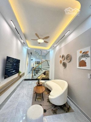 nhà mới full nội thất 3x15m có 2pn 2wc hẻm xe tải thông phan huy ích p15 tân bình