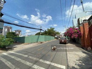 cho thuê mặt bằng diện tích 4850m2 giá 100 triệu/ tháng mặt tiền đường hồ bá phấn phước long a q.9