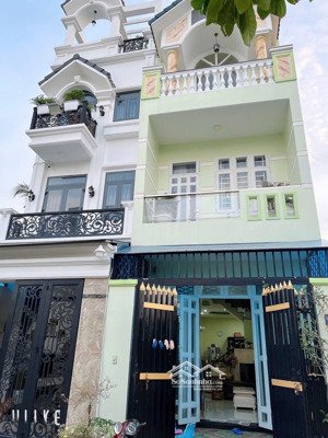 chuyển công tác bán gấp căn nhà phố kdc nam khang residence, đường nguyễn duy trinh, tp. thủ đức