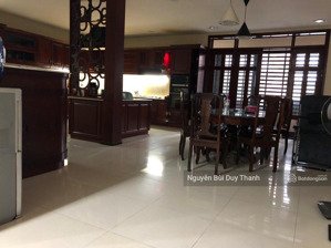 bánh nhanh nhà cao tầng dtich: 6x20m kc 5 tầng giá giảm còn 27 tỷ