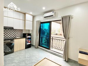 phòng mới tinh, máy giặt riêng, ban công thoáng ngay tại svđ mỹ đình