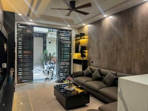 bán nr văn phú, phú la hà đông, vài bước chân ra đến ô tô tránh đỗ, dt50m x 4 tầng giá 8,x tỷ