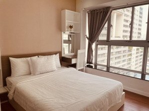 bán căn góc chung cư scenic valley 1, 77m2, 02pn, giá 6.5 tỷ, nhà đang có hợp đồng thuê.